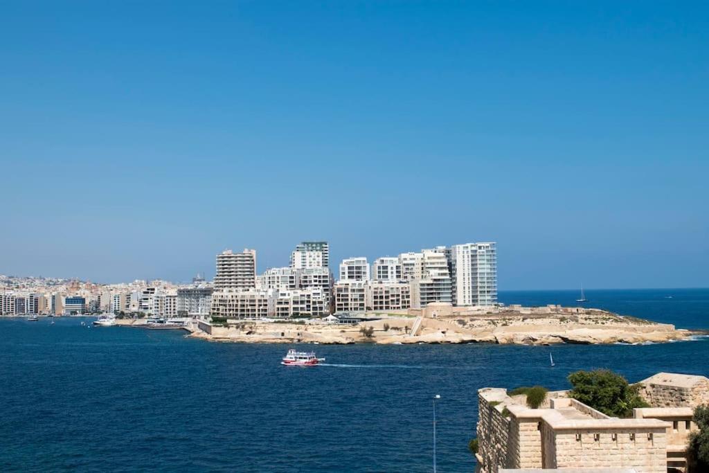Vallettastay - Harbor View Gem- Sea View 1 Bed Apt Ngoại thất bức ảnh