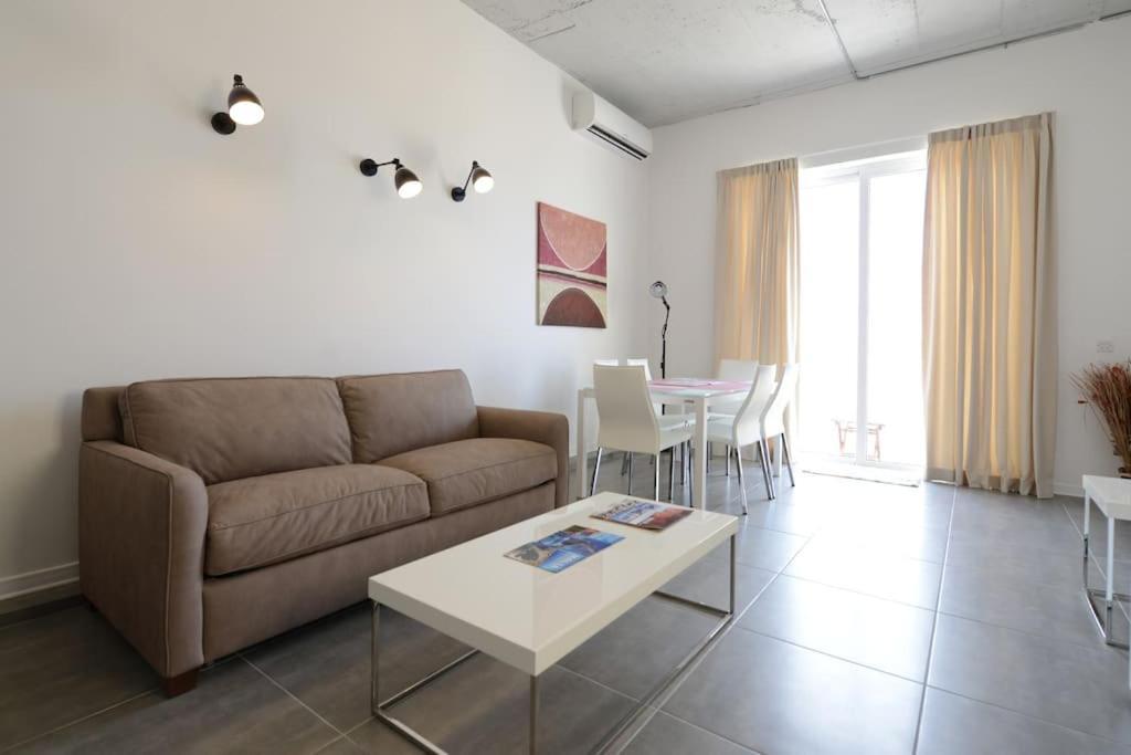 Vallettastay - Harbor View Gem- Sea View 1 Bed Apt Ngoại thất bức ảnh